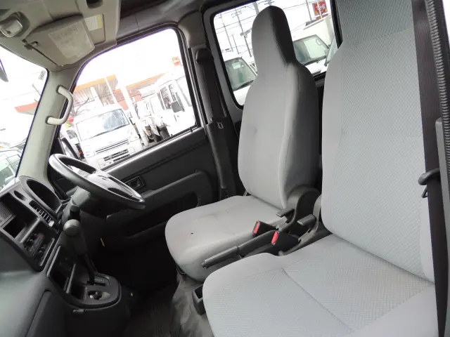 ダイハツ ハイゼットバン EBD-S321V(2WD)の写真41
