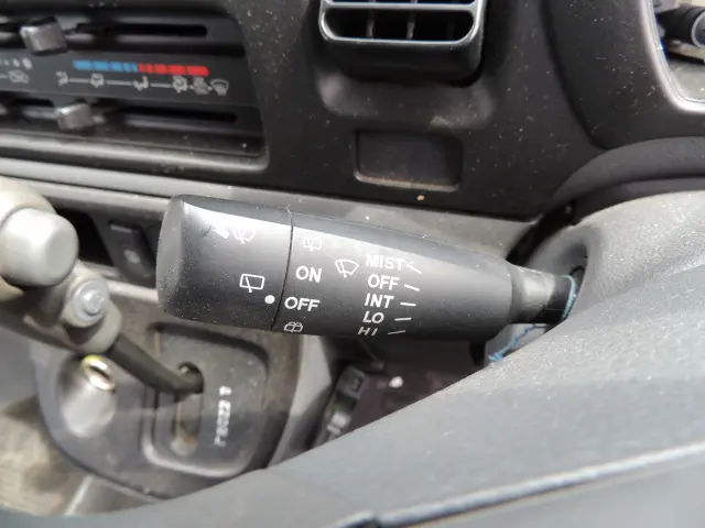 ダイハツ ハイゼットバン EBD-S321V(2WD)の写真29