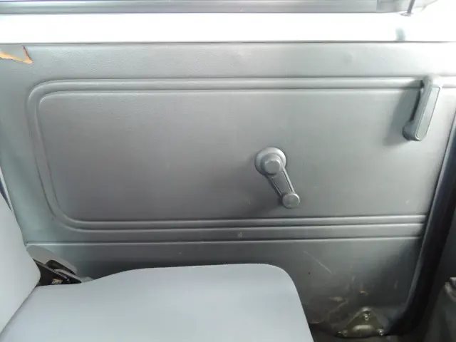 ダイハツ ハイゼットバン EBD-S321V(2WD)の写真48