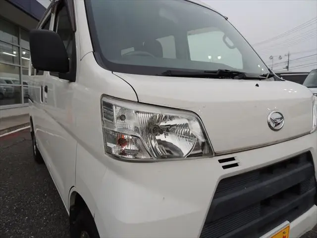 ダイハツ ハイゼットバン EBD-S321V(2WD)の写真4