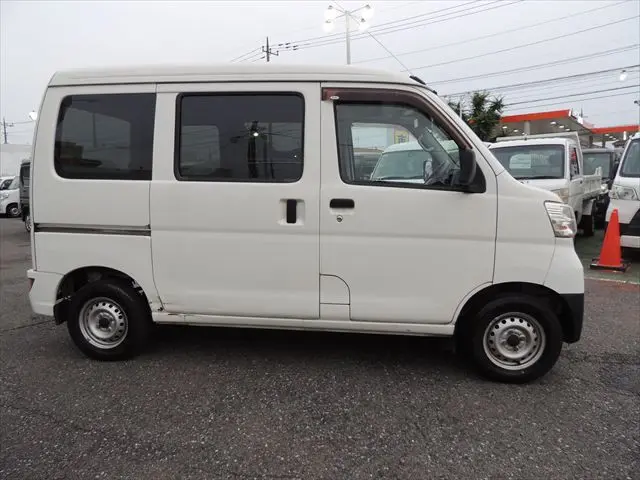 ダイハツ ハイゼットバン EBD-S321V(2WD)の写真13