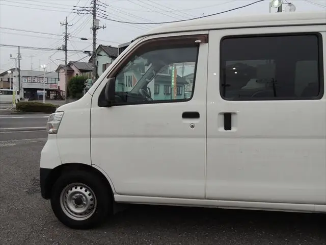 ダイハツ ハイゼットバン EBD-S321V(2WD)の写真18