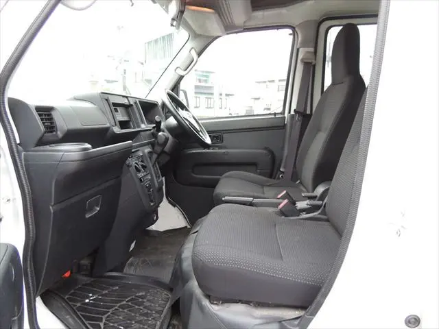 ダイハツ ハイゼットバン EBD-S321V(2WD)の写真20