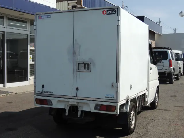 日産 クリッパートラック GBD-U71T(2WD)の写真9