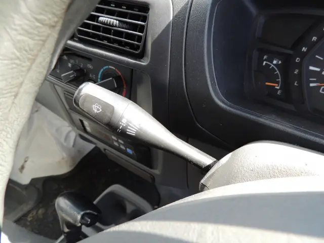 日産 クリッパートラック GBD-U71T(2WD)の写真30