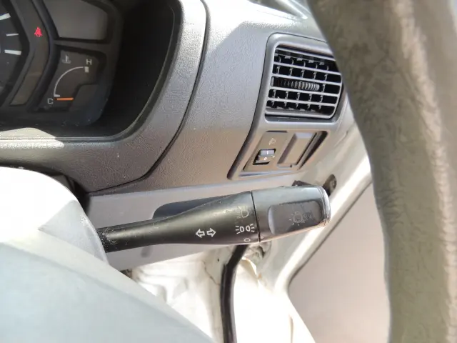 日産 クリッパートラック GBD-U71T(2WD)の写真31