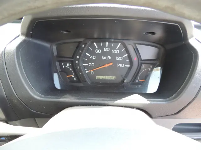 日産 クリッパートラック GBD-U71T(2WD)の写真32