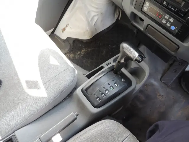 日産 クリッパートラック GBD-U71T(2WD)の写真35