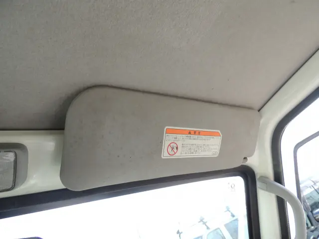 日産 クリッパートラック GBD-U71T(2WD)の写真41