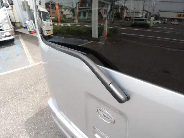 ダイハツ ハイゼットバン EBD-S321V(2WD)の写真21
