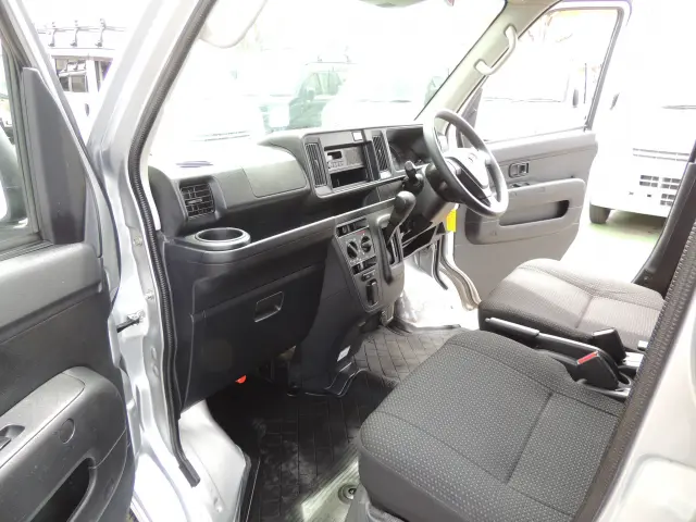 ダイハツ ハイゼットバン EBD-S321V(2WD)の写真33