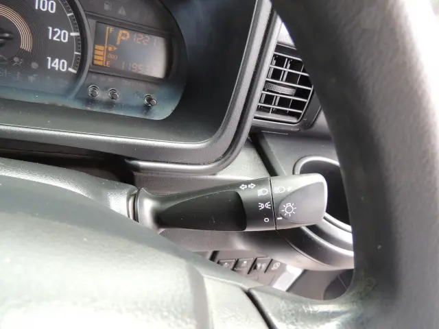 ダイハツ ハイゼットバン EBD-S321V(2WD)の写真39