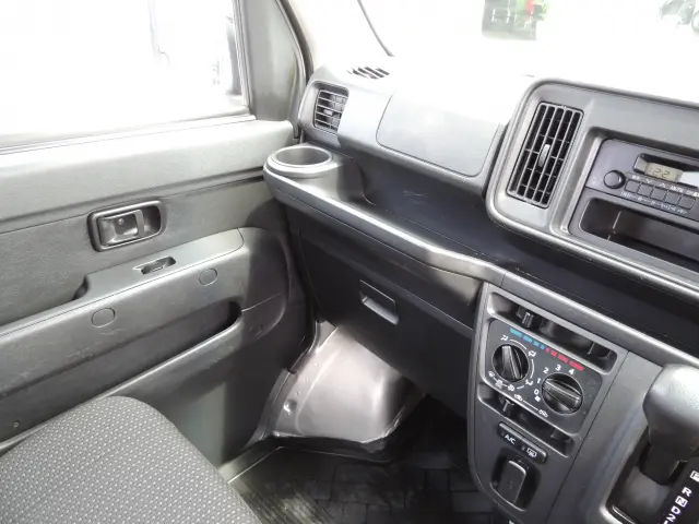 ダイハツ ハイゼットバン EBD-S321V(2WD)の写真47
