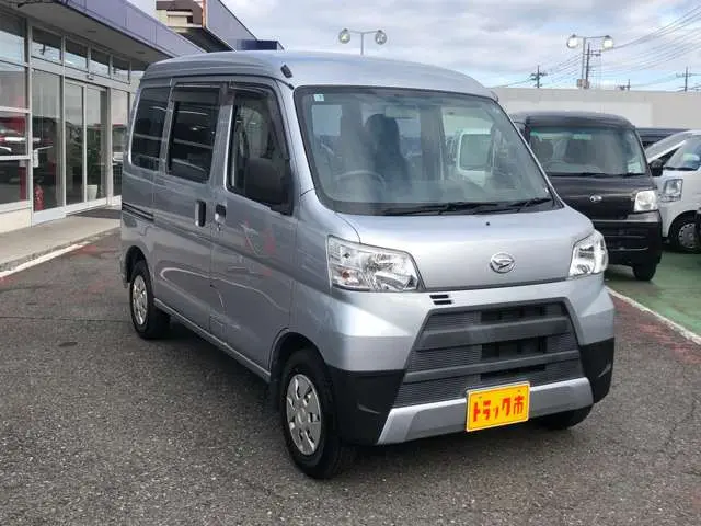 ダイハツ ハイゼットバン EBD-S321V(2WD)の写真2