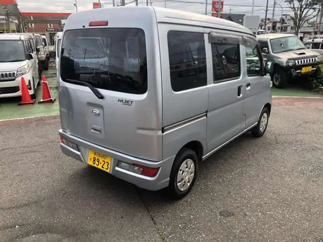 ダイハツ ハイゼットバン EBD-S321V(2WD)の写真4