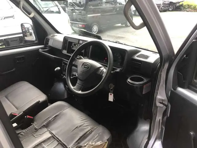 ダイハツ ハイゼットバン EBD-S321V(2WD)の写真30