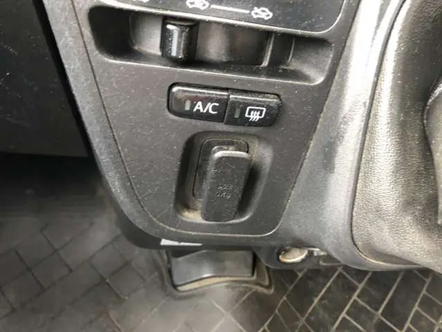 ダイハツ ハイゼットバン EBD-S321V(2WD)の写真38