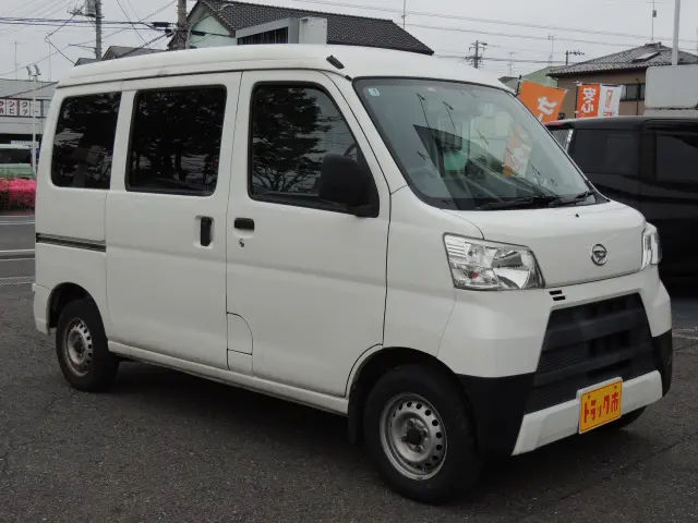 ダイハツ ハイゼットバン 3BD-S321V(2WD)の写真4
