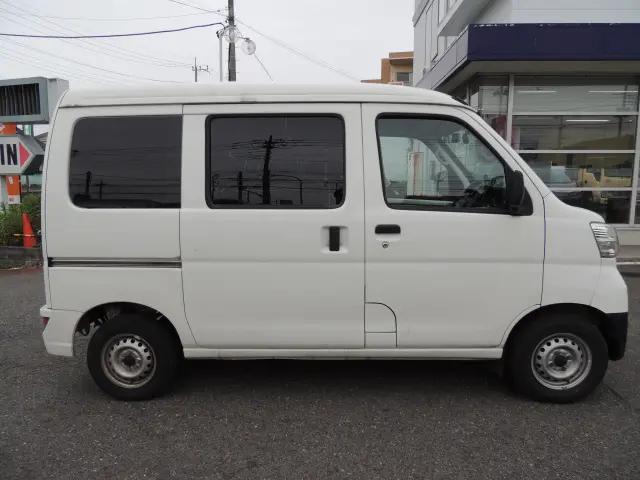 ダイハツ ハイゼットバン 3BD-S321V(2WD)の写真5
