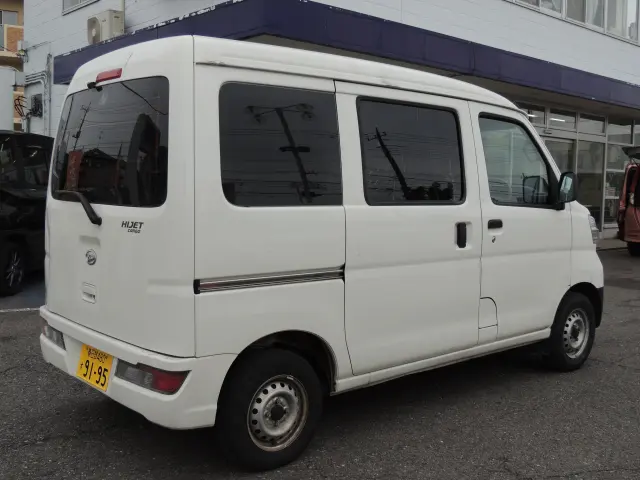 ダイハツ ハイゼットバン 3BD-S321V(2WD)の写真6