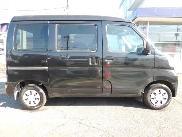 ダイハツ ハイゼットバン 3BD-S321V(2WD)の写真5