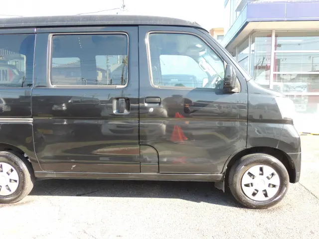 ダイハツ ハイゼットバン 3BD-S321V(2WD)の写真6