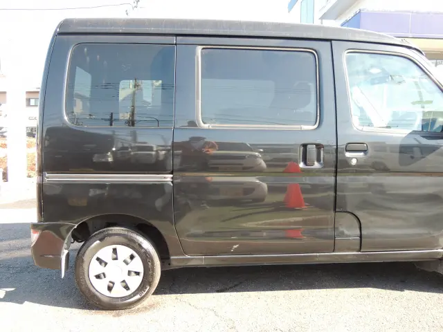 ダイハツ ハイゼットバン 3BD-S321V(2WD)の写真7