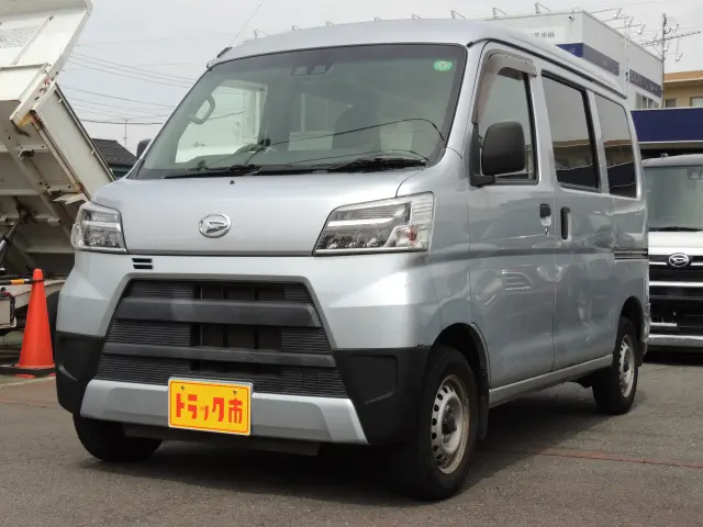 ダイハツ ハイゼットバン 3BD-S321V(2WD)の写真1