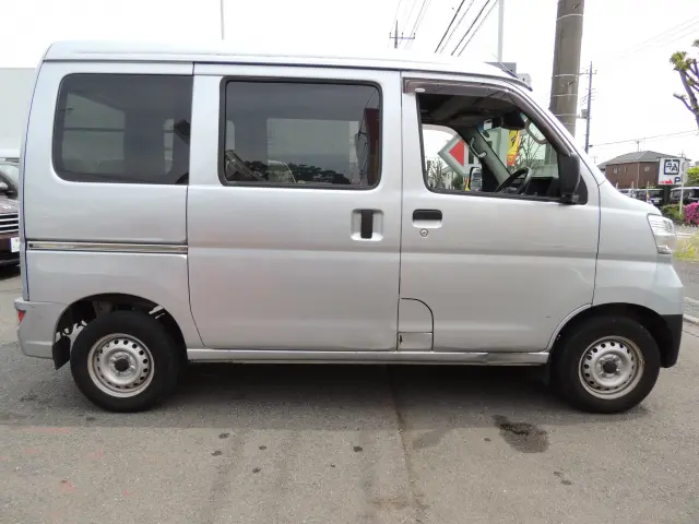 ダイハツ ハイゼットバン 3BD-S321V(2WD)の写真12