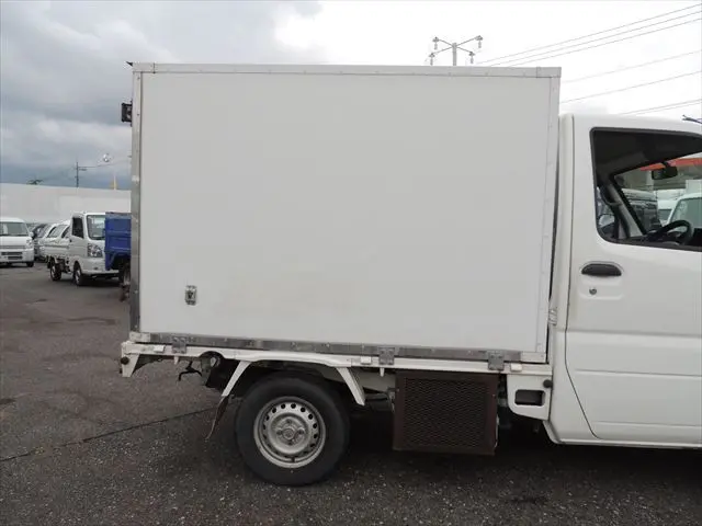 日産 クリッパートラック GBD-U71T(2WD)の写真13