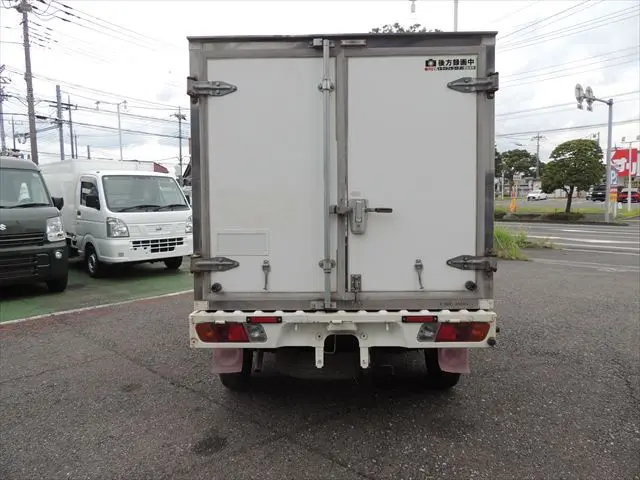 日産 クリッパートラック GBD-U71T(2WD)の写真16