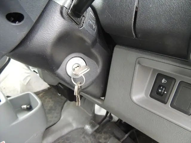 日産 クリッパートラック GBD-U71T(2WD)の写真39