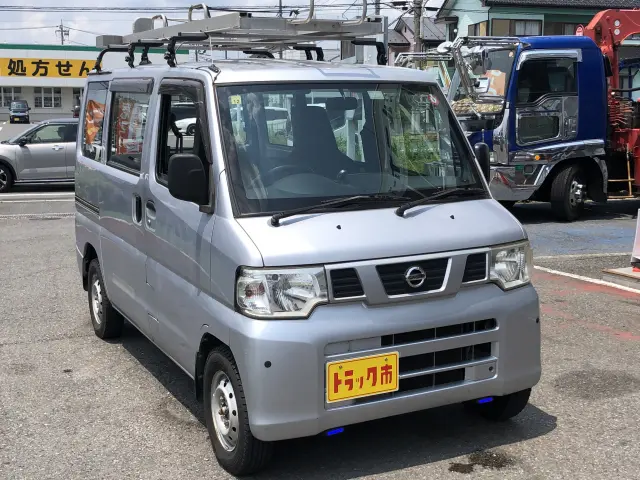 日産 クリッパーバン GBD-U71V(2WD)の写真3