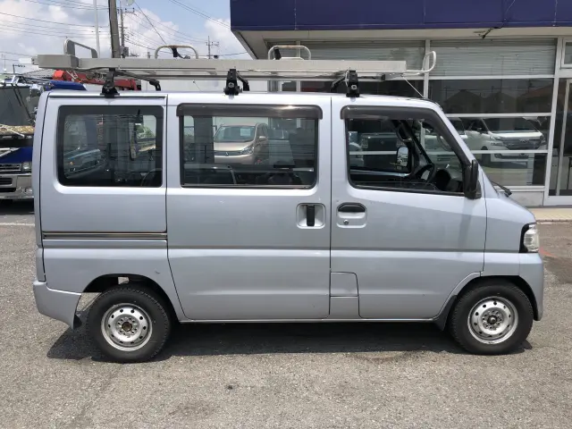 日産 クリッパーバン GBD-U71V(2WD)の写真5