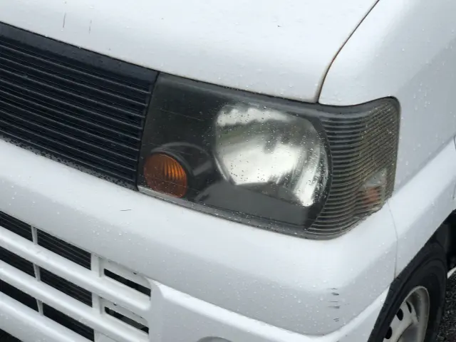 三菱 ミニキャブトラック LE-U61T(2WD)の写真3