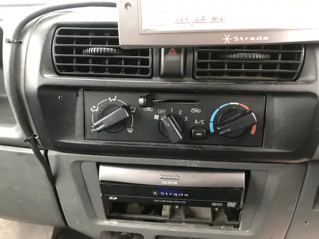 三菱 ミニキャブトラック LE-U61T(2WD)の写真32