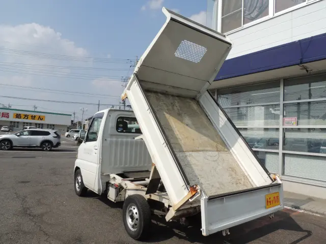 三菱 ミニキャブトラック GBD-U62T(4WD)の写真4