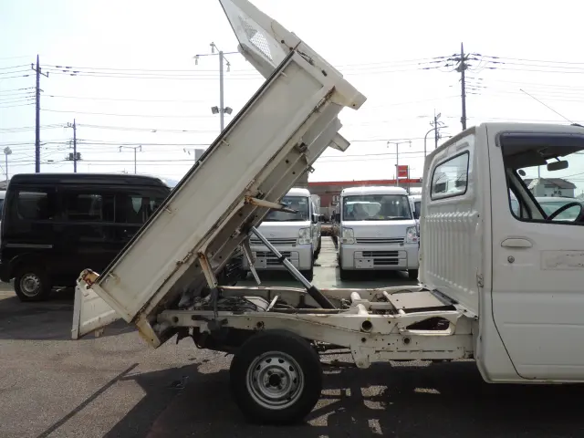 三菱 ミニキャブトラック GBD-U62T(4WD)の写真11