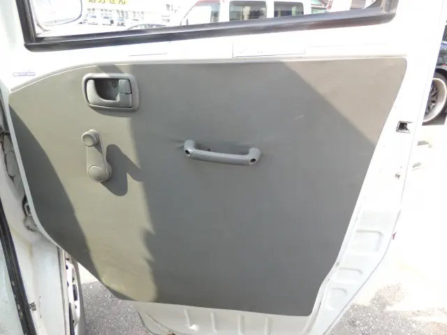 三菱 ミニキャブトラック GBD-U62T(4WD)の写真35