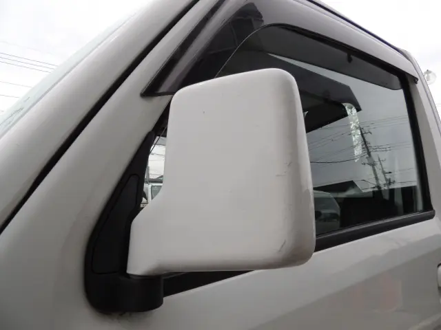 三菱 ミニキャブトラック EBD-DS16T(4WD)の写真5