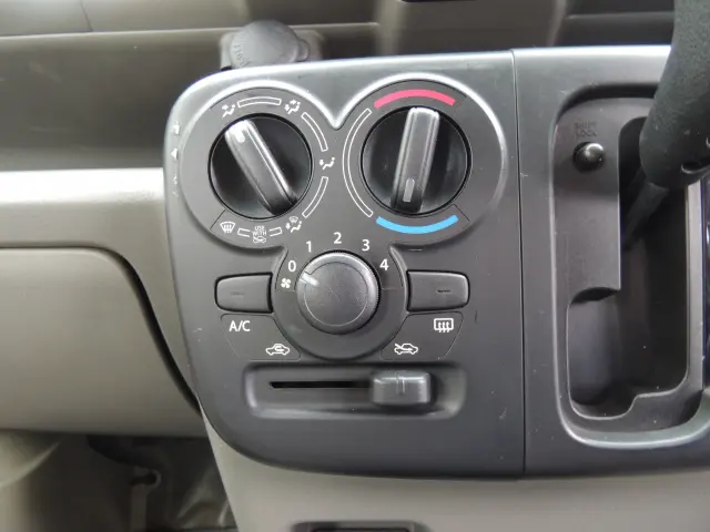 三菱 ミニキャブバン HBD-DS17V(2WD)の写真34