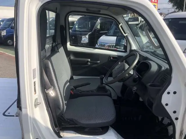 スズキ キャリイ EBD-DA16T(2WD)の写真30