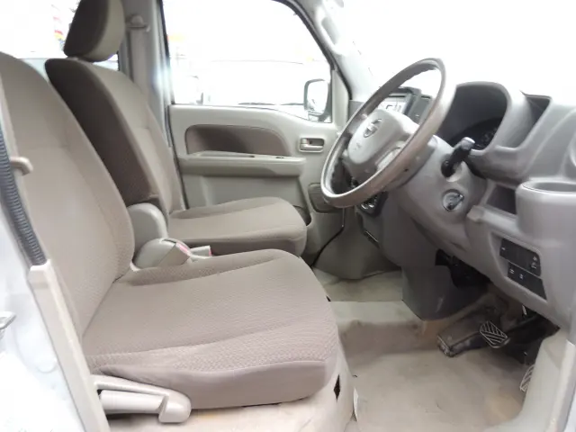 日産 クリッパーバン HBD-DR17V(4WD)の写真32