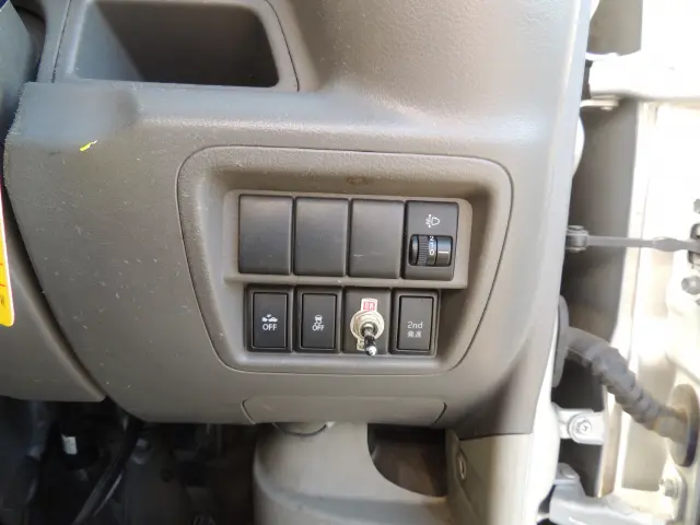 日産 クリッパーバン HBD-DR17V(2WD)の写真33