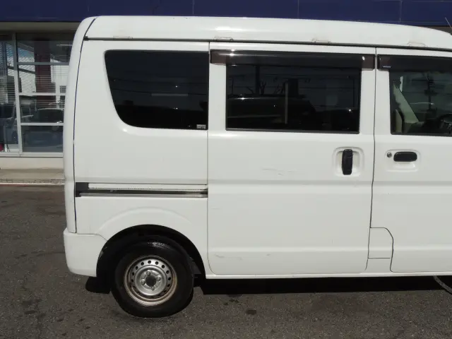 日産 クリッパーバン HBD-DR17V(2WD)の写真6