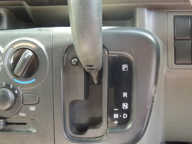 日産 クリッパーバン HBD-DR17V(2WD)の写真40