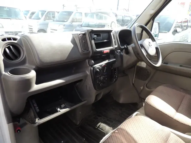 日産 クリッパーバン HBD-DR17V(2WD)の写真48