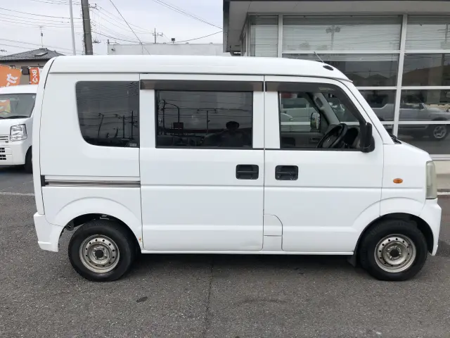 スズキ エブリイ EBD-DA64V(2WD)の写真5