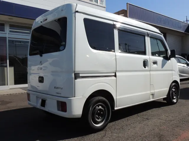 スズキ エブリイ HBD-DA17V(2WD)の写真8
