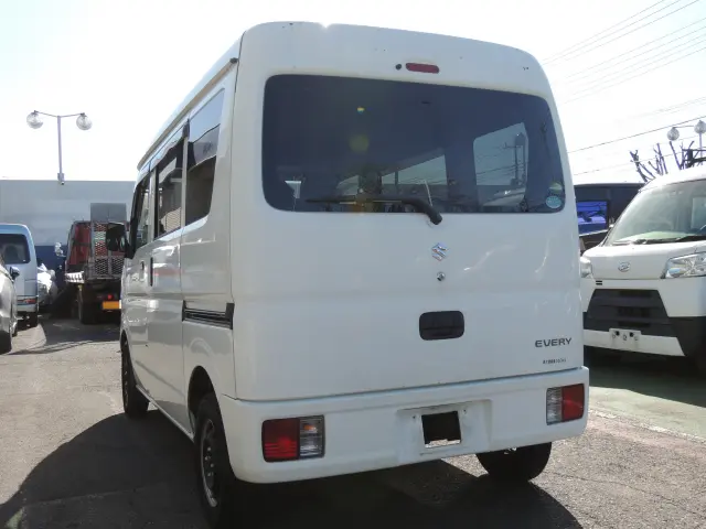 スズキ エブリイ HBD-DA17V(2WD)の写真11